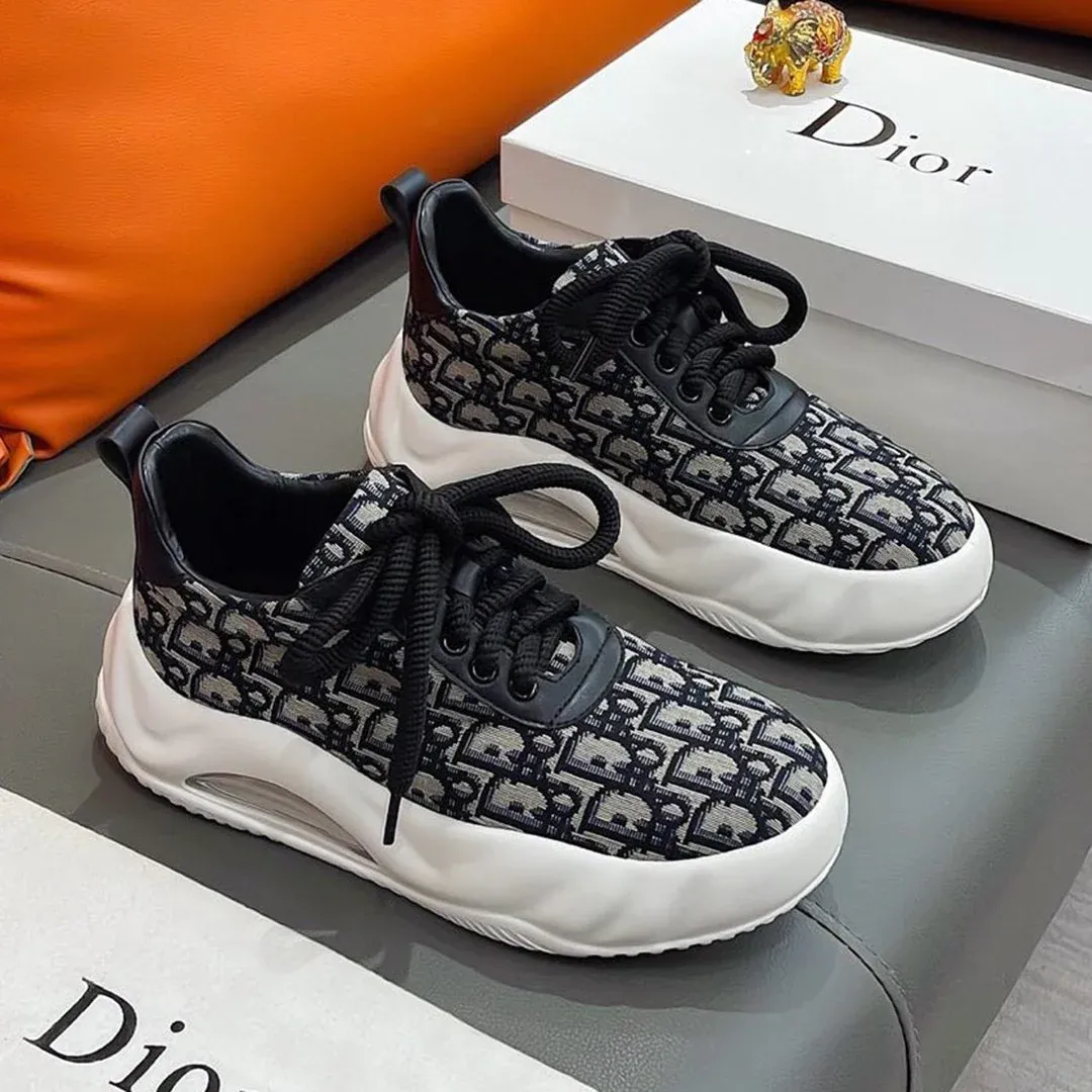 New fashionable and versatile casual sports shoes