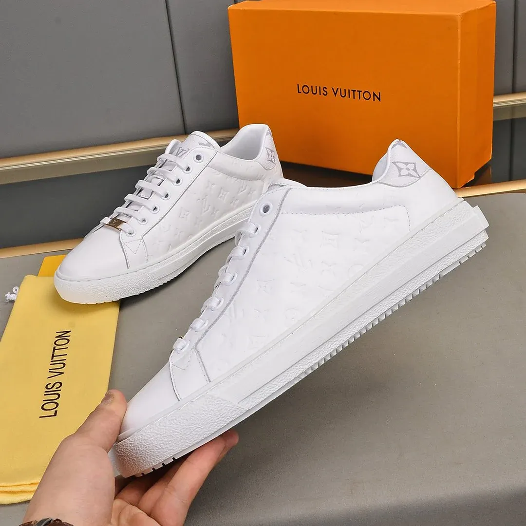 New fashionable casual men's sports sneakers