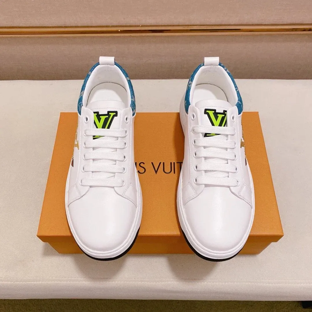 New fashionable casual sports shoes