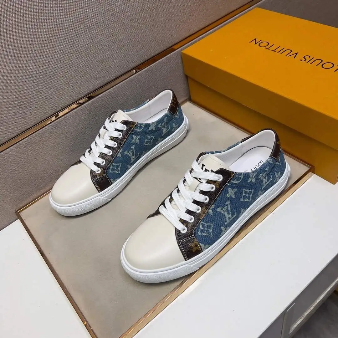 New fashion and versatile sports sneakers