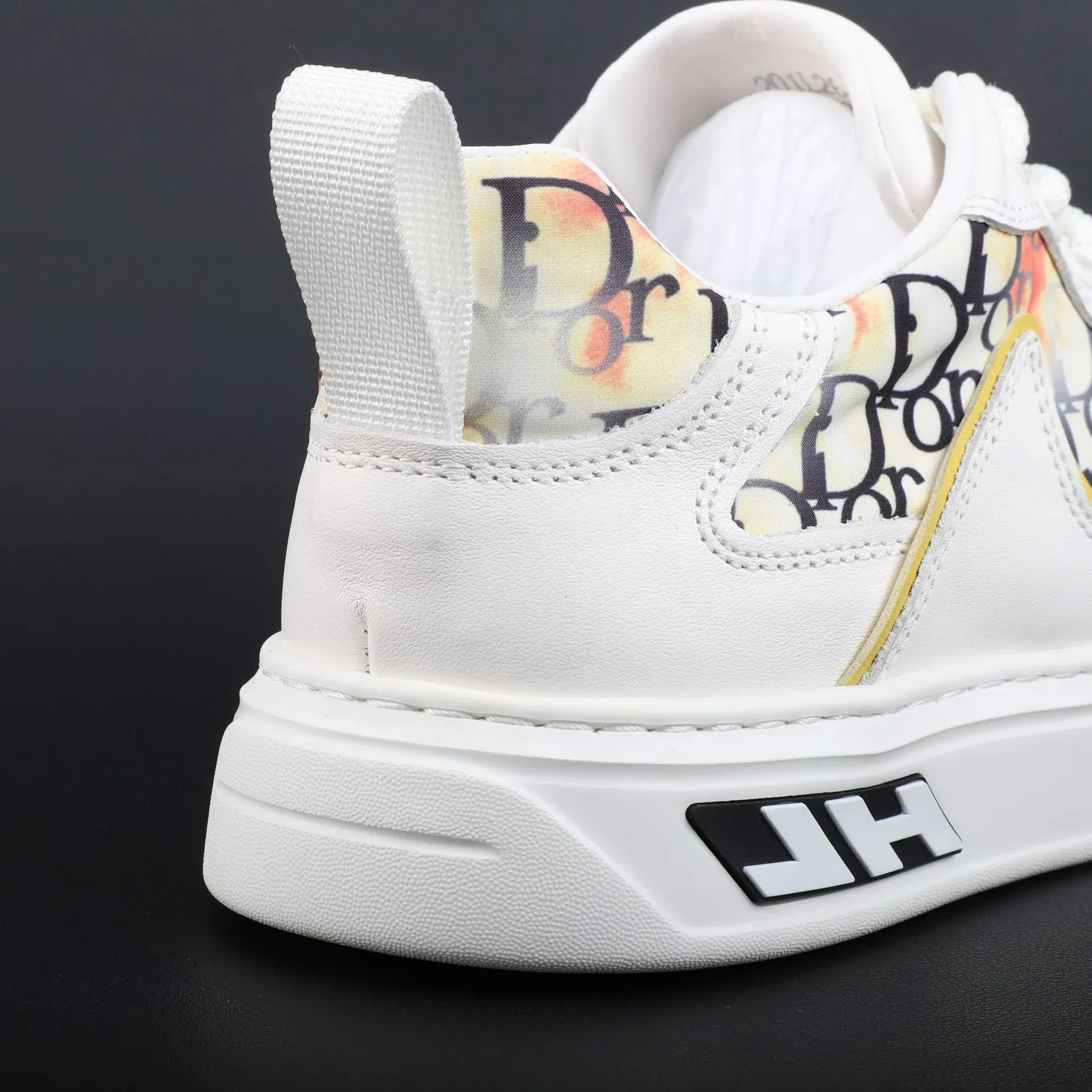 New Casual And Fashionable Hidden Flower Sneakers