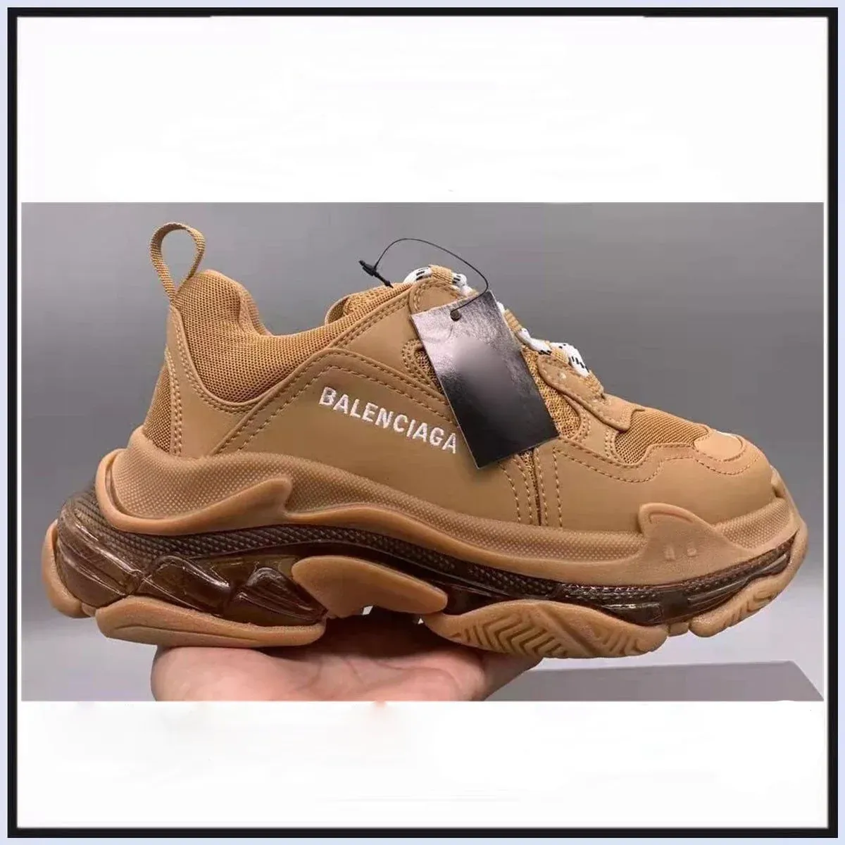 New breathable and elevated family sports and leisure shoes