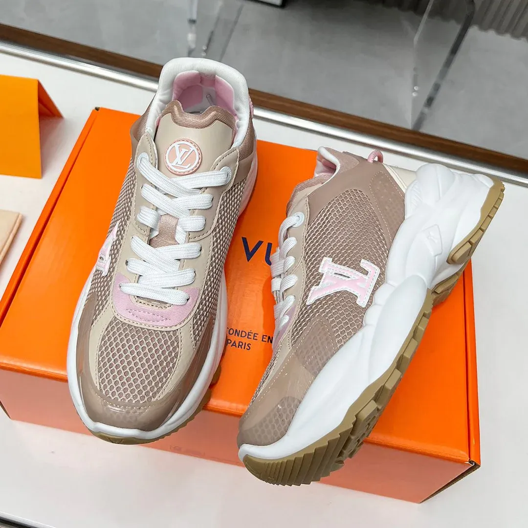 New fashionable and versatile personalized women’s sneakers