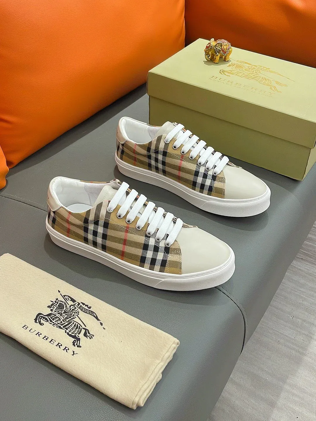 Trendy Classic Comfortable Sneakers