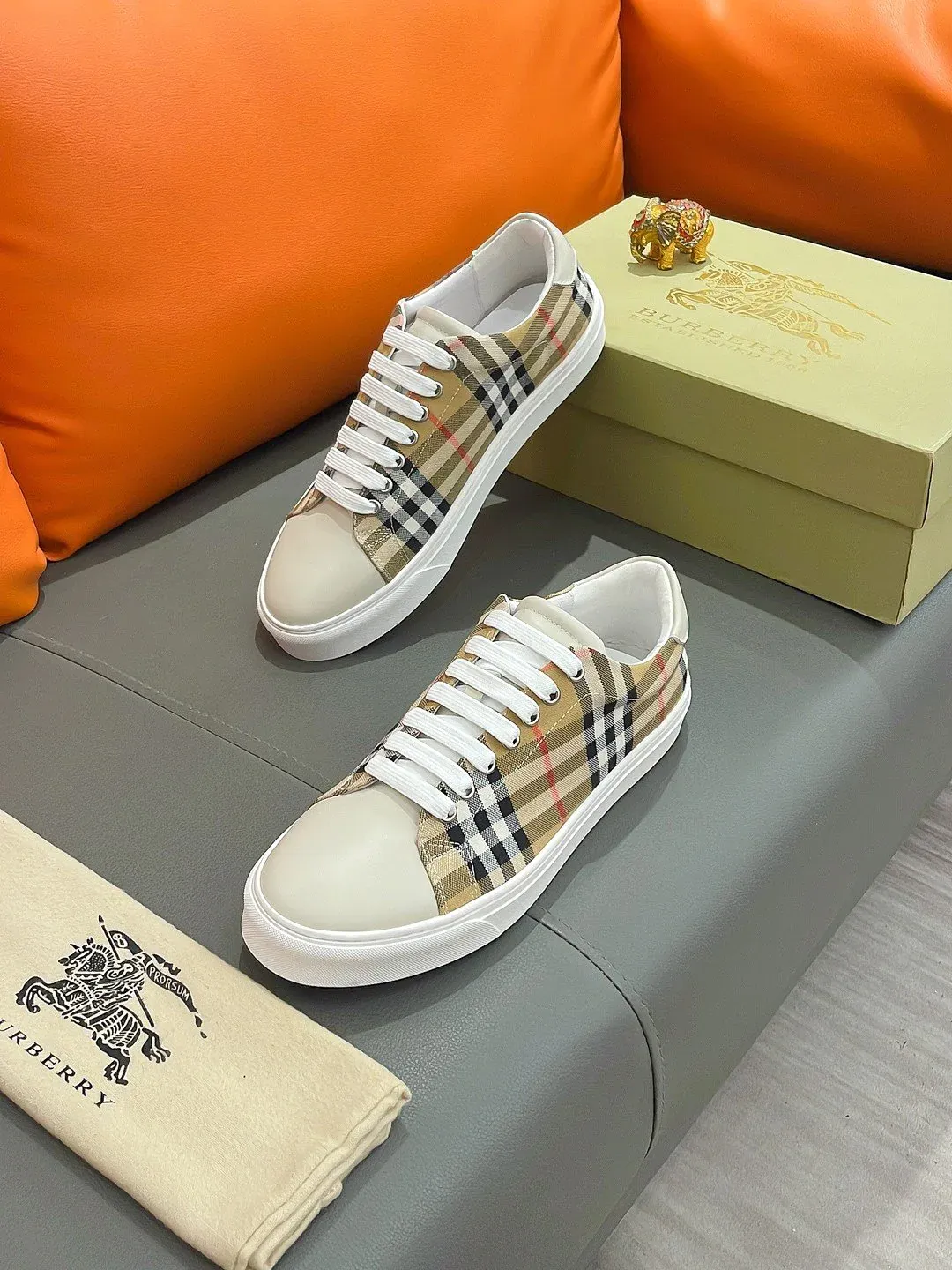 Trendy Classic Comfortable Sneakers