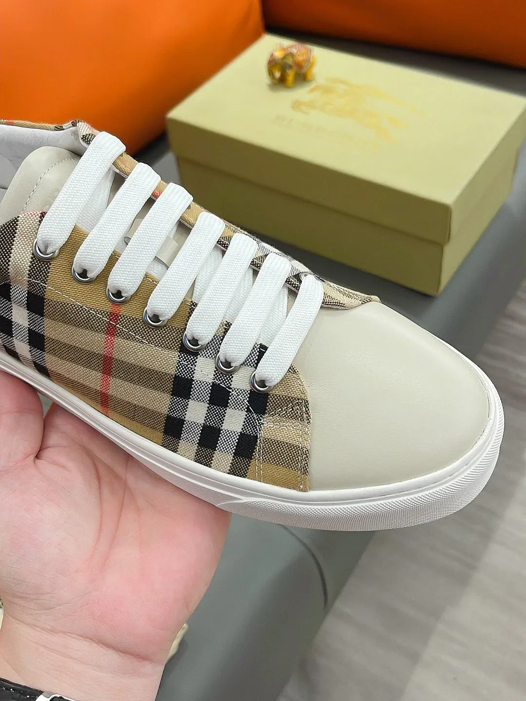 Trendy Classic Comfortable Sneakers