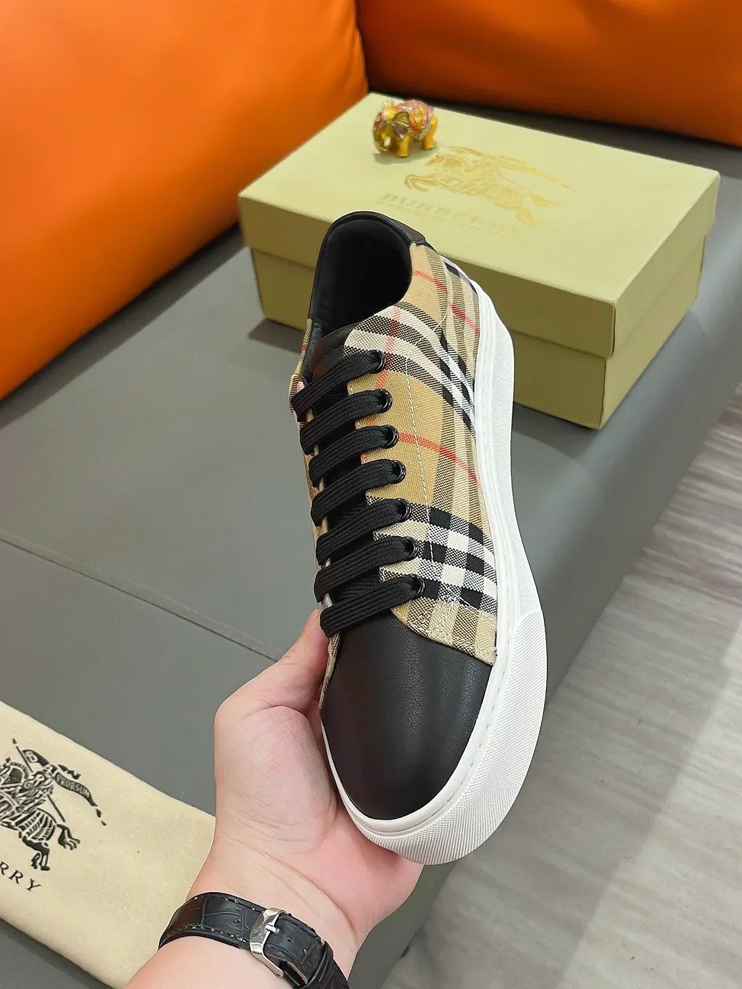 Trendy Classic Comfortable Sneakers