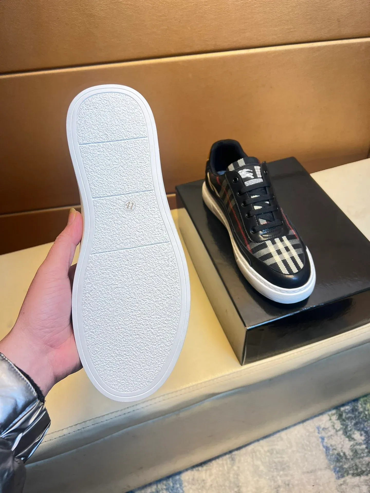 Fashionable Casual Sneakers