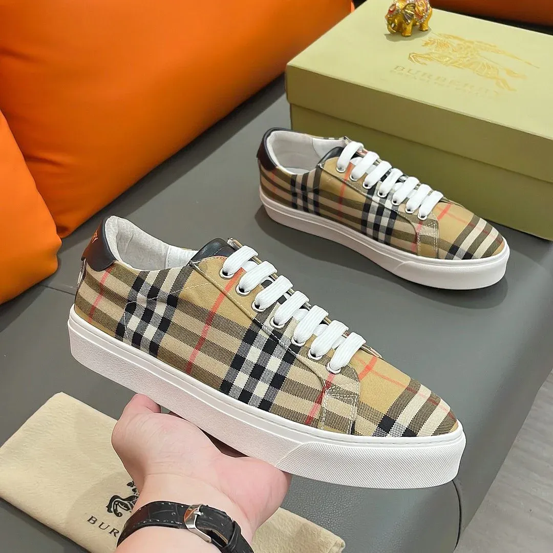 Trendy Classic Comfortable Sneakers