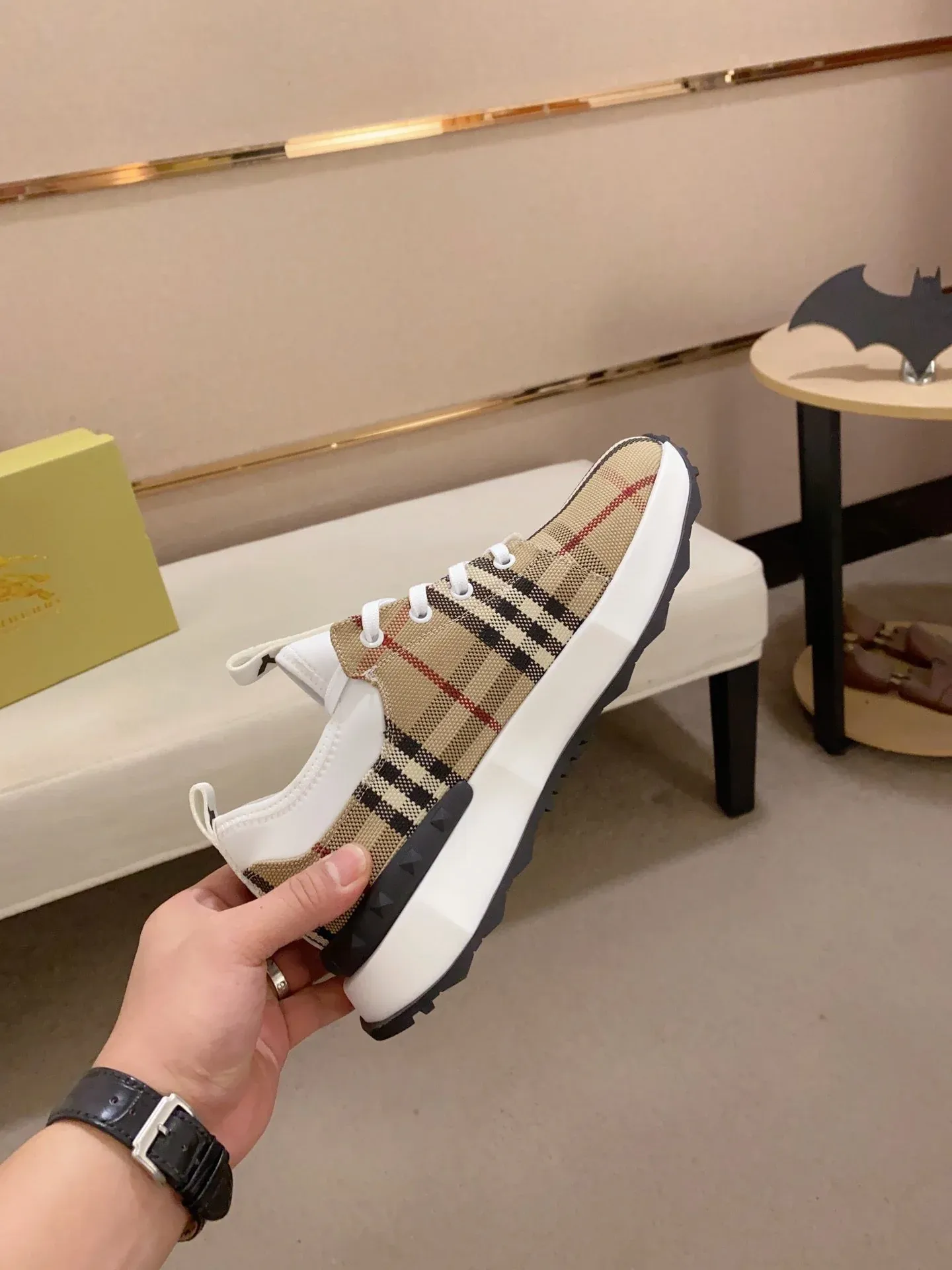 Trendy Classic Comfortable Sneakers