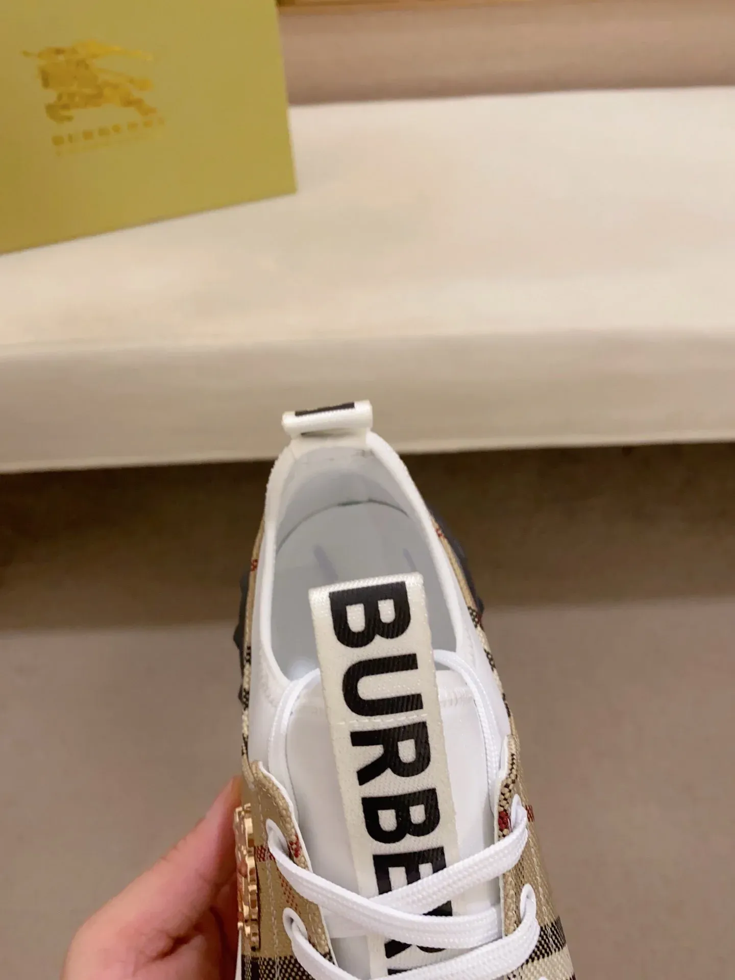 Trendy Classic Comfortable Sneakers