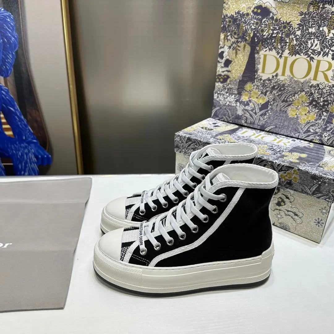 Fashion new high top casual sports shoes