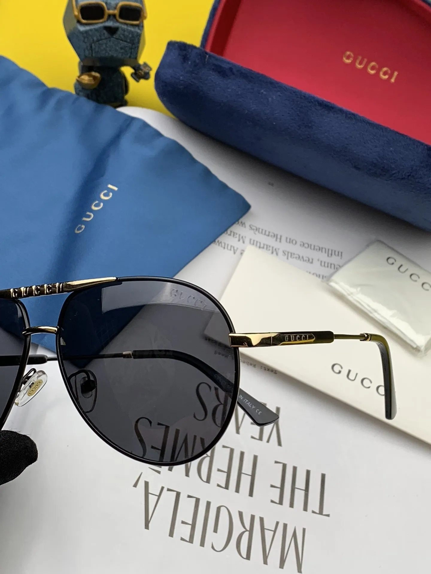 Navigator Frame Sunglasses