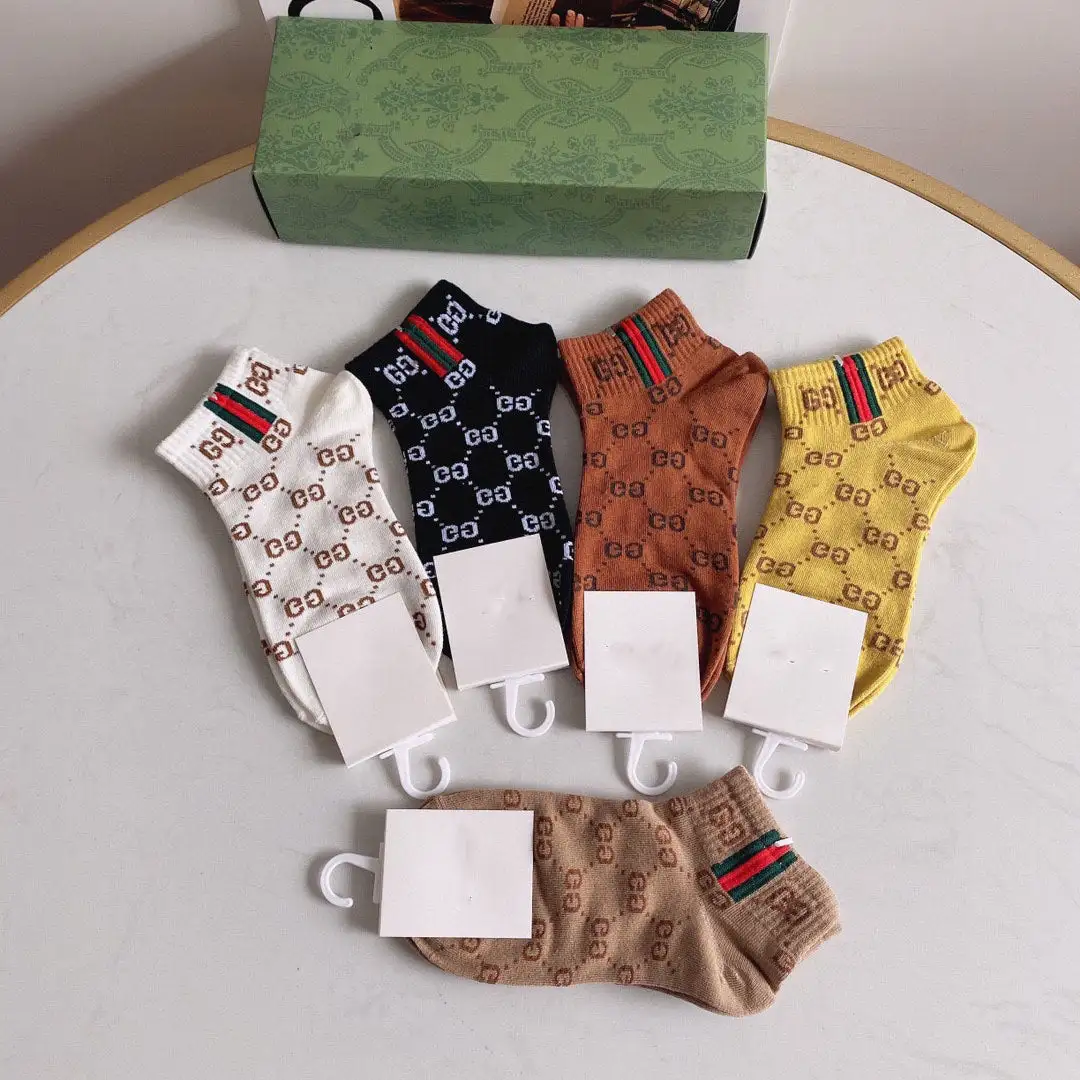New Alphabet Fashion Socks Set