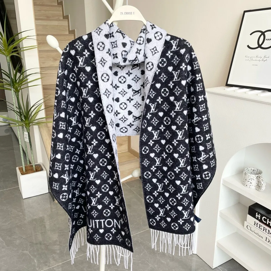 Fashionable Long scarf