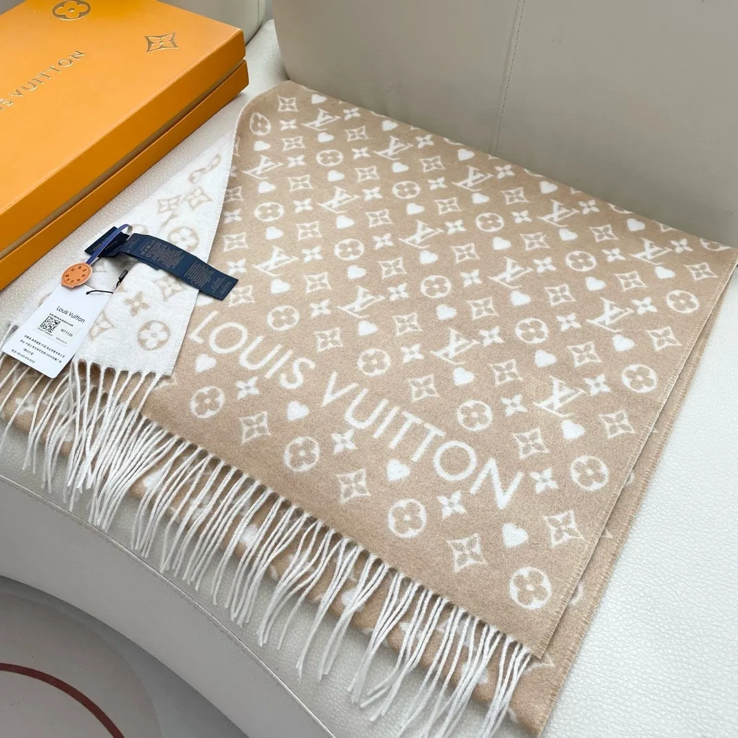 Fashionable Long scarf