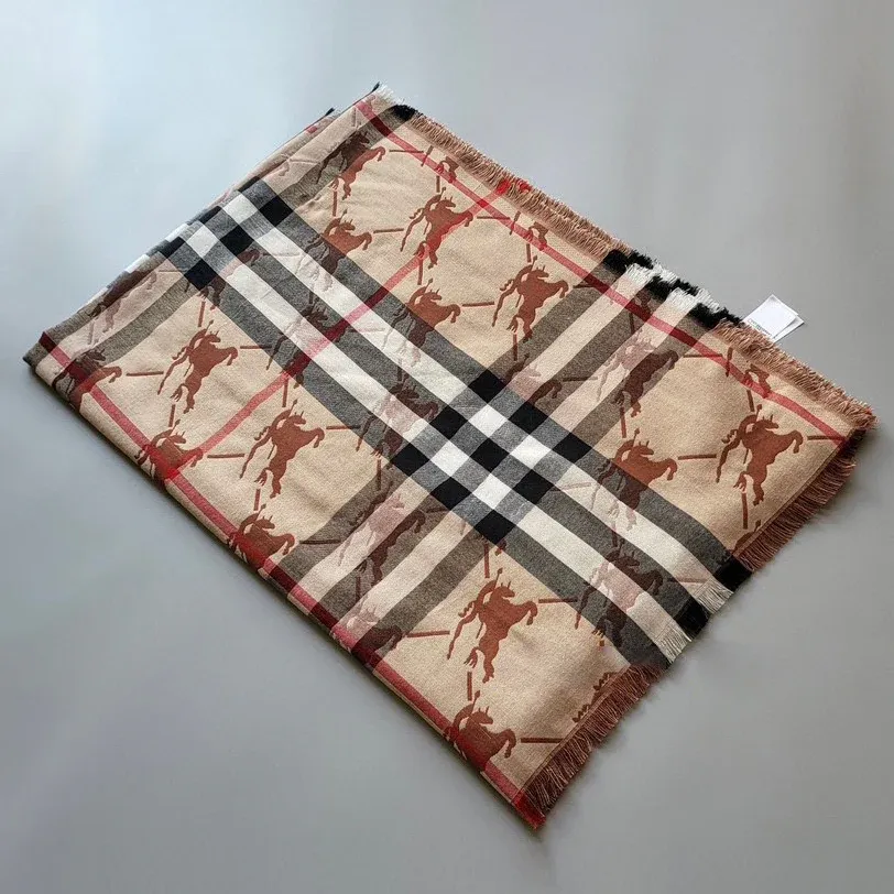 Luxurious Versatile Scarf