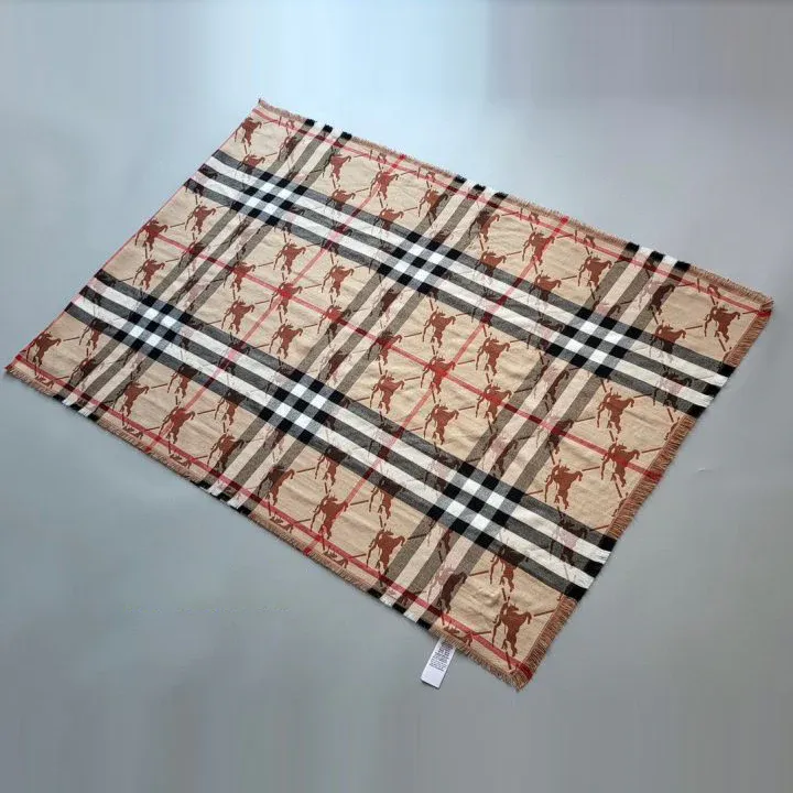 Luxurious Versatile Scarf