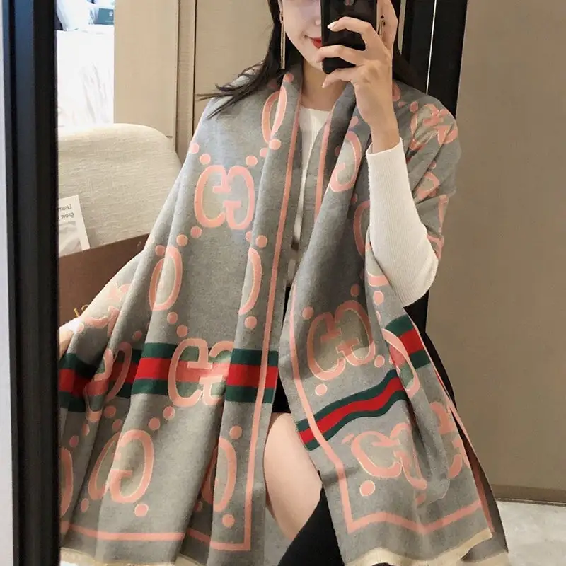 Fashion cashmere scarf