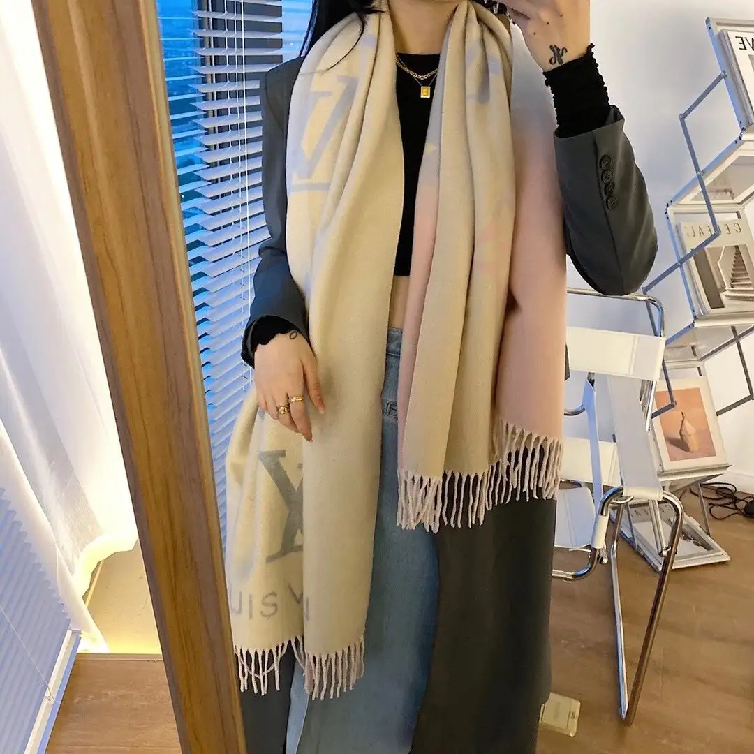 Fashion cashmere scarf