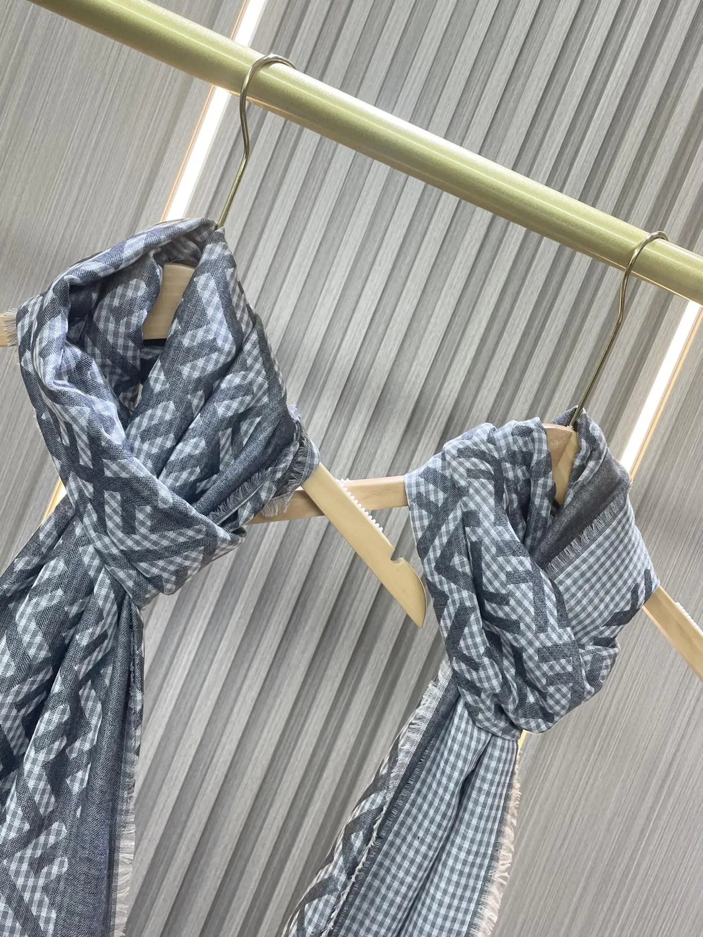 Casual and versatile Tencel cotton scarf