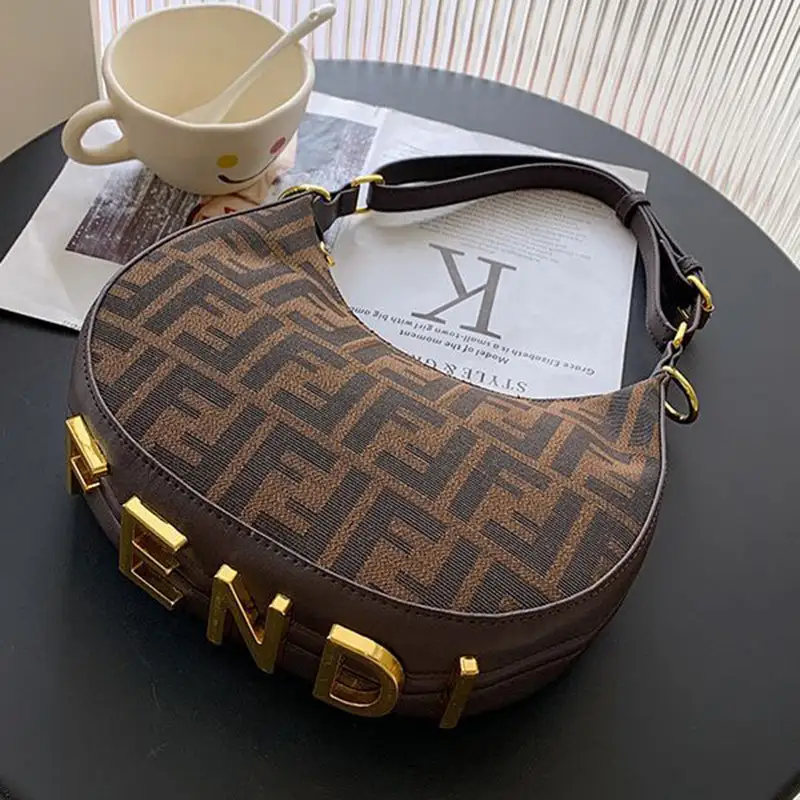 New trendy and fashionable women's bags