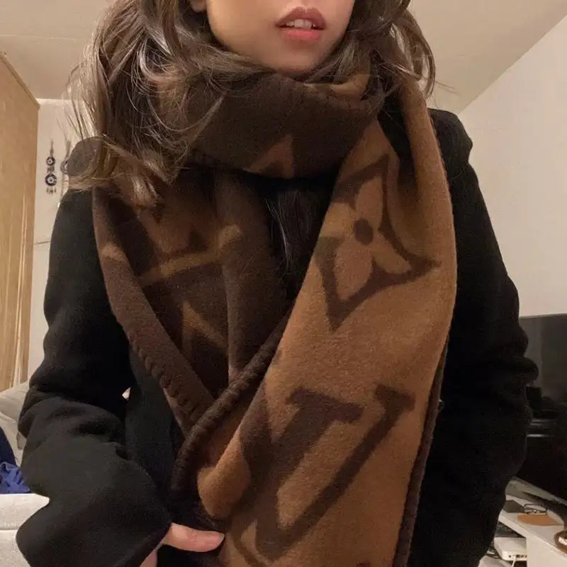 Fashion cashmere scarf