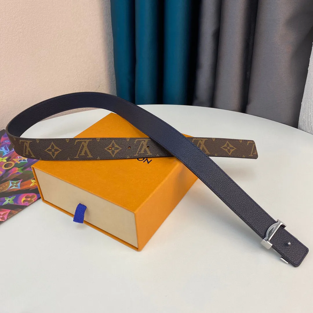 Classic Fashion Women's Belt