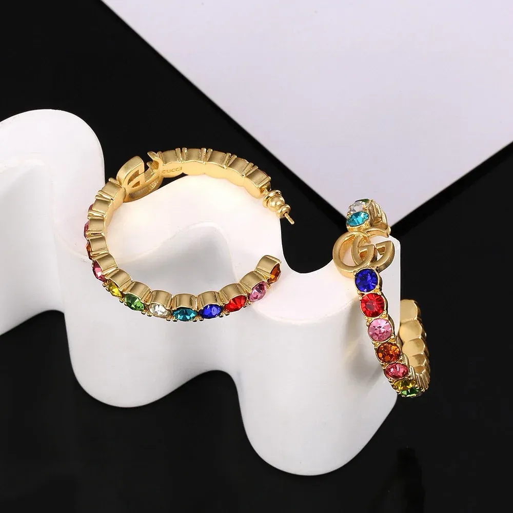 Luxurious and versatile earrings