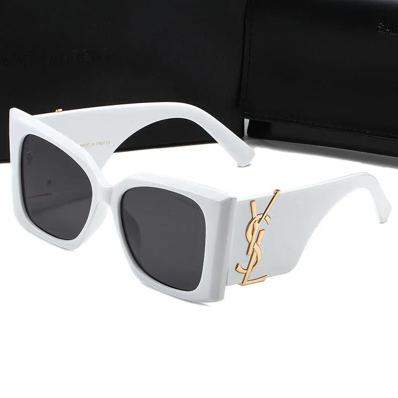 Fashionable And Versatile Square Frame Sunglasses