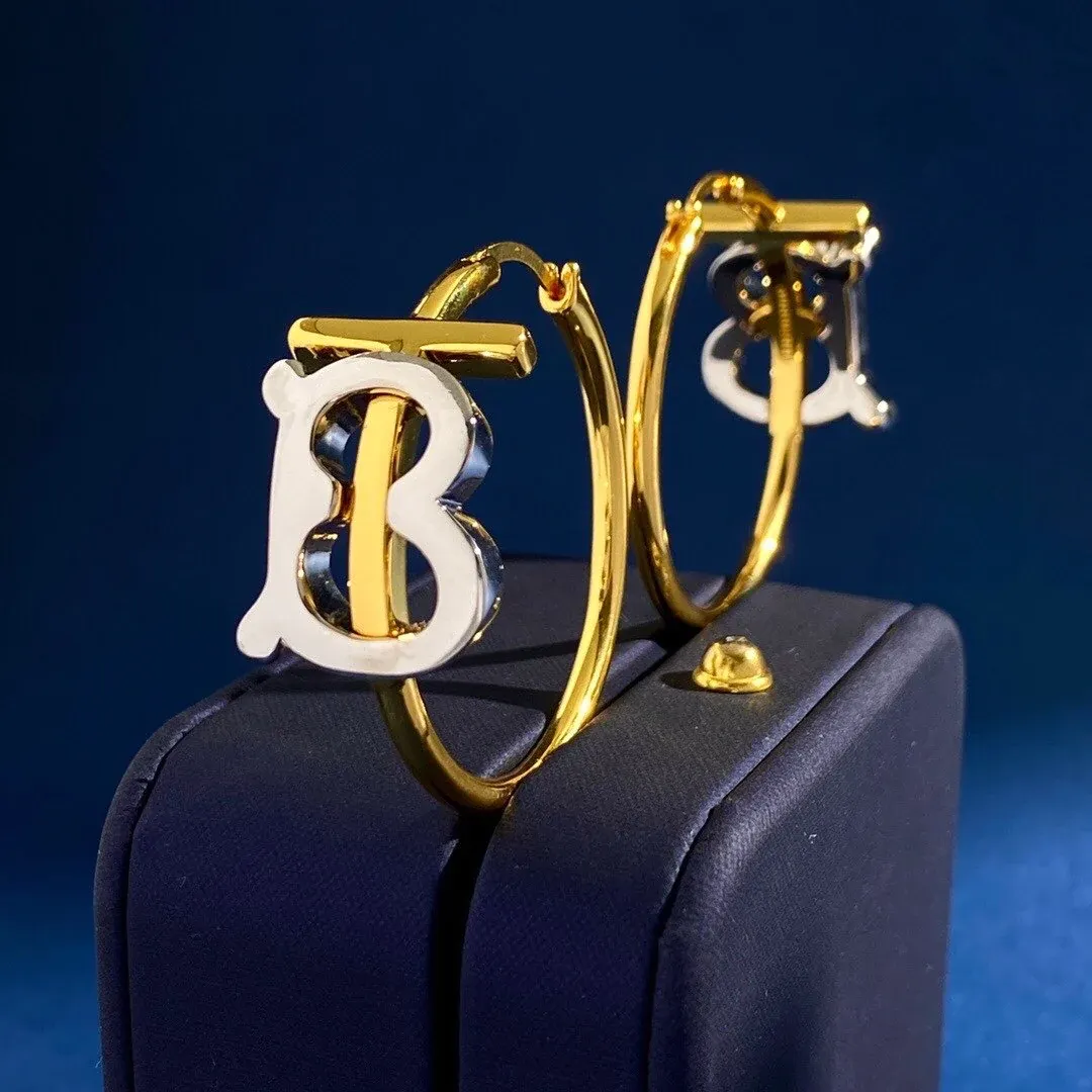 New Fashion Versatile Earrings