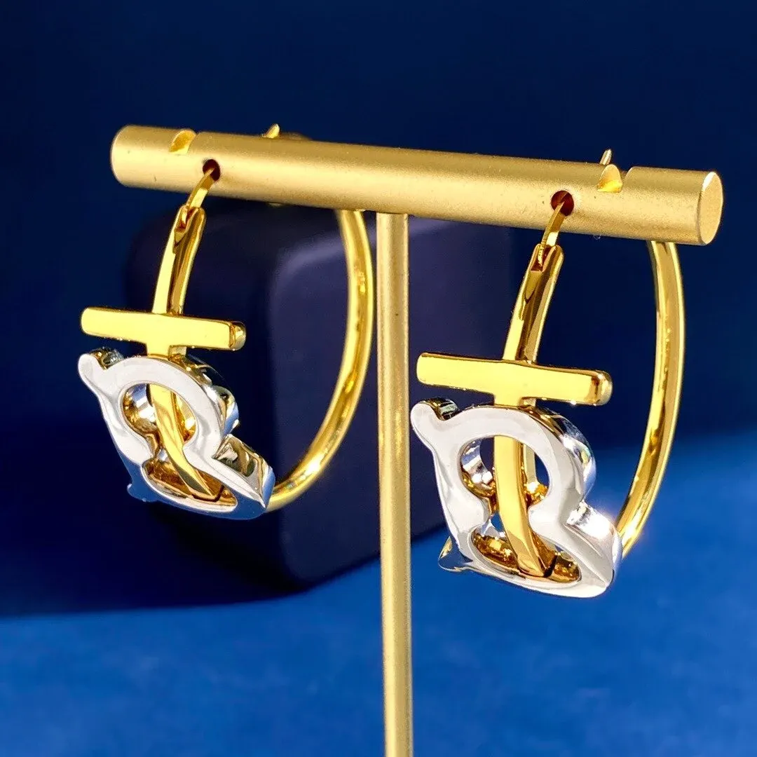 New Fashion Versatile Earrings