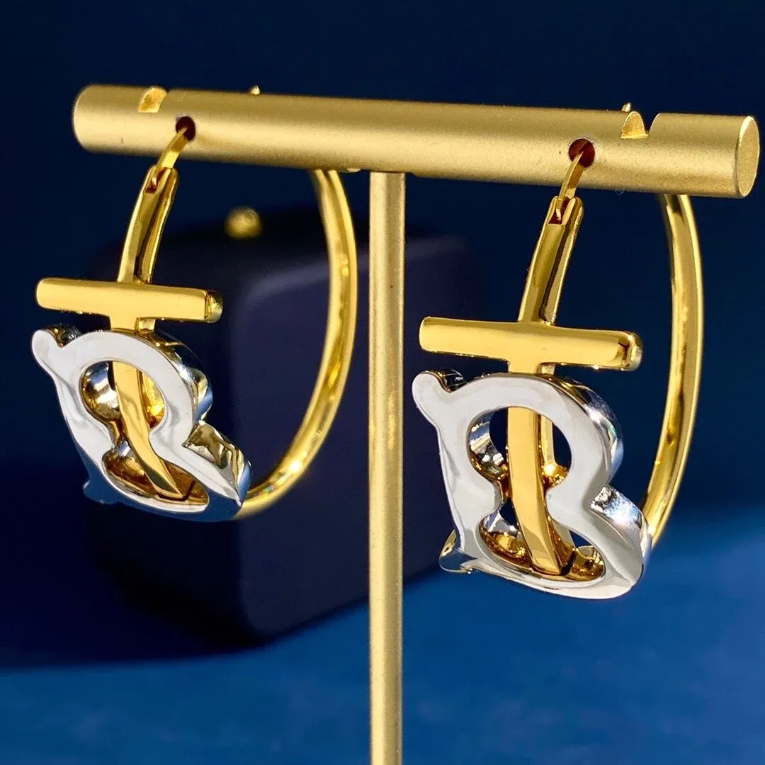 New Fashion Versatile Earrings