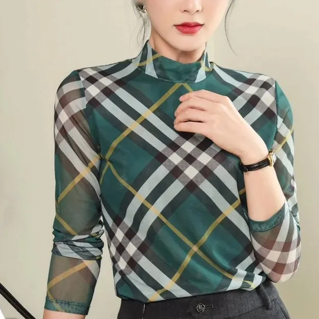 Classic Plaid Crew Neck Bottom Shirt