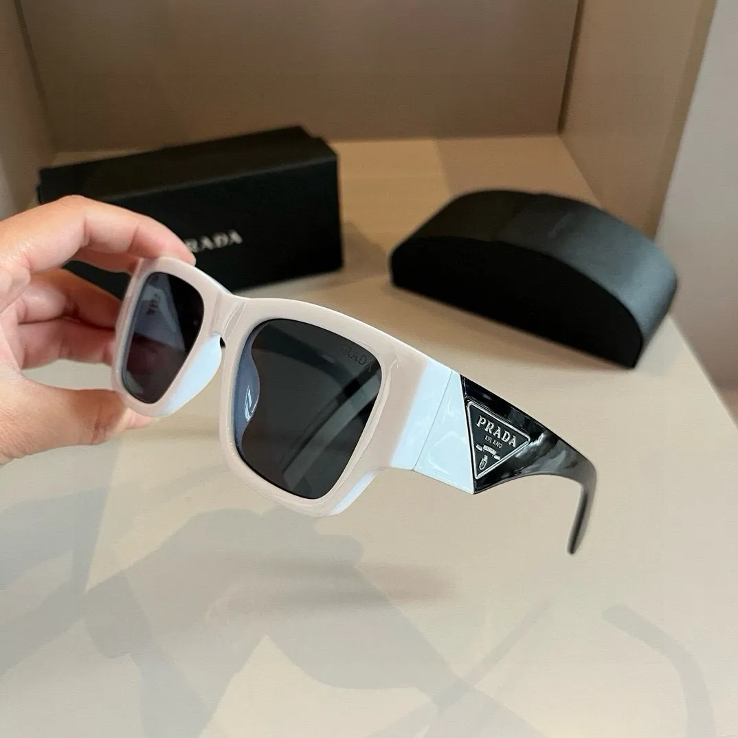 New Fashionable sunglasses