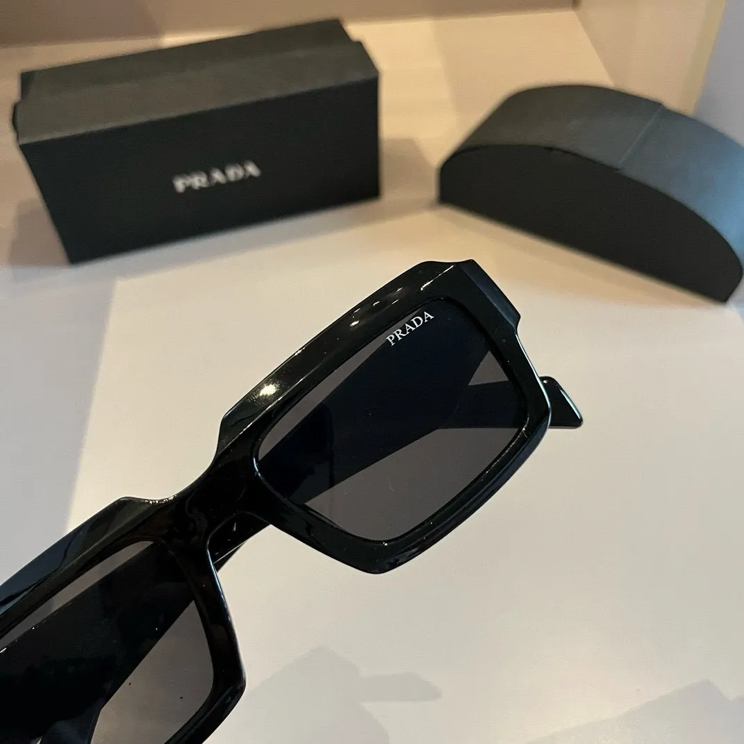 New Fashionable sunglasses