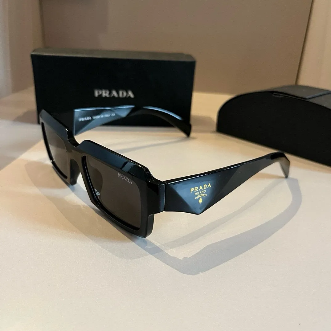 New Fashionable sunglasses