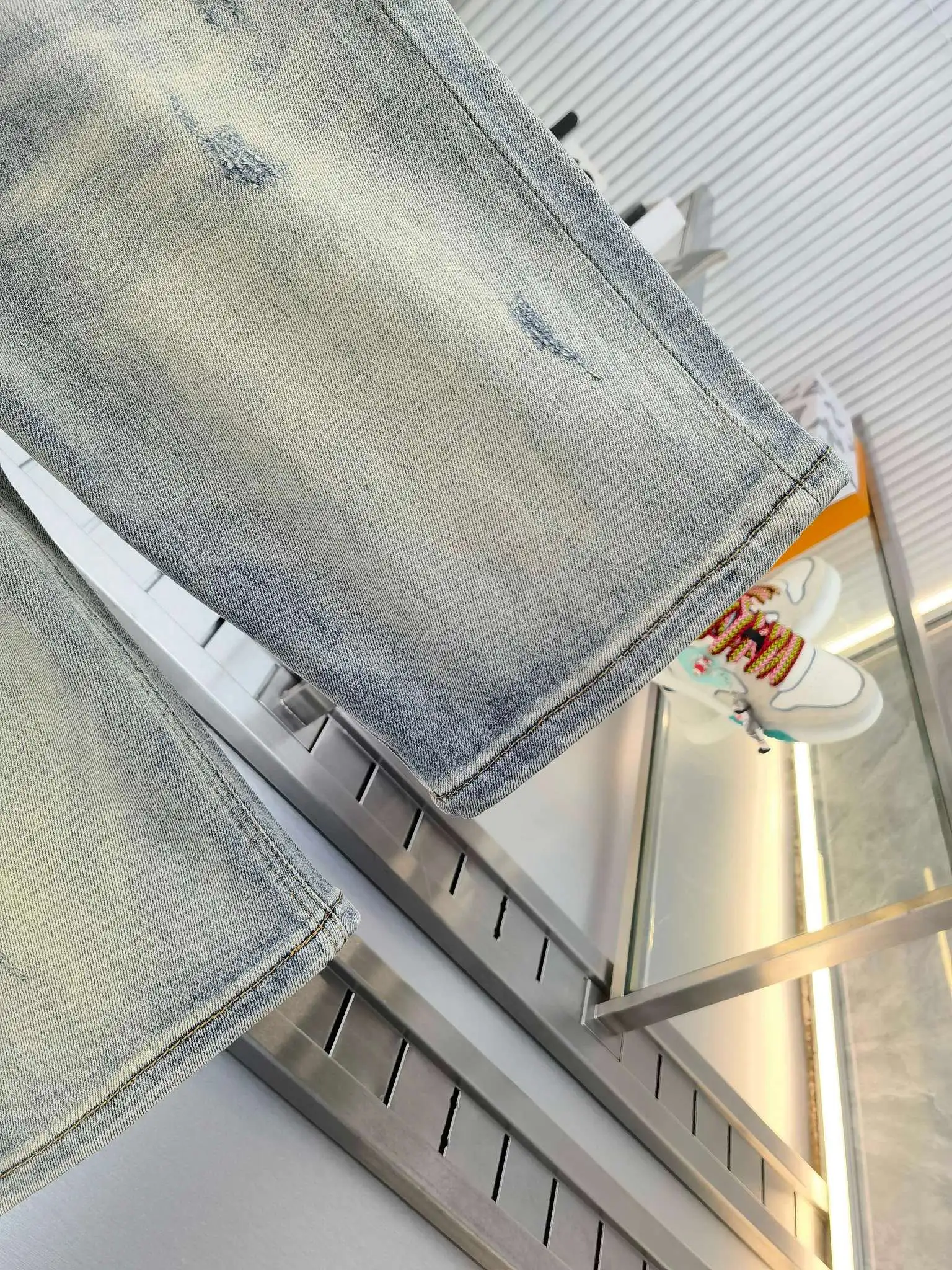 Straight denim shorts