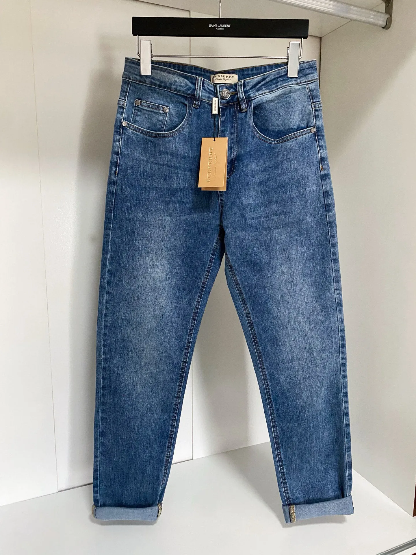 Classic New Jeans For Spring and Summer