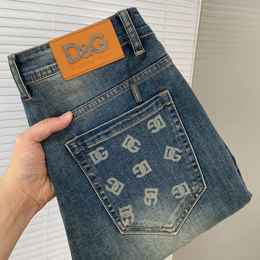 New Fashion Versatile Thin Jeans