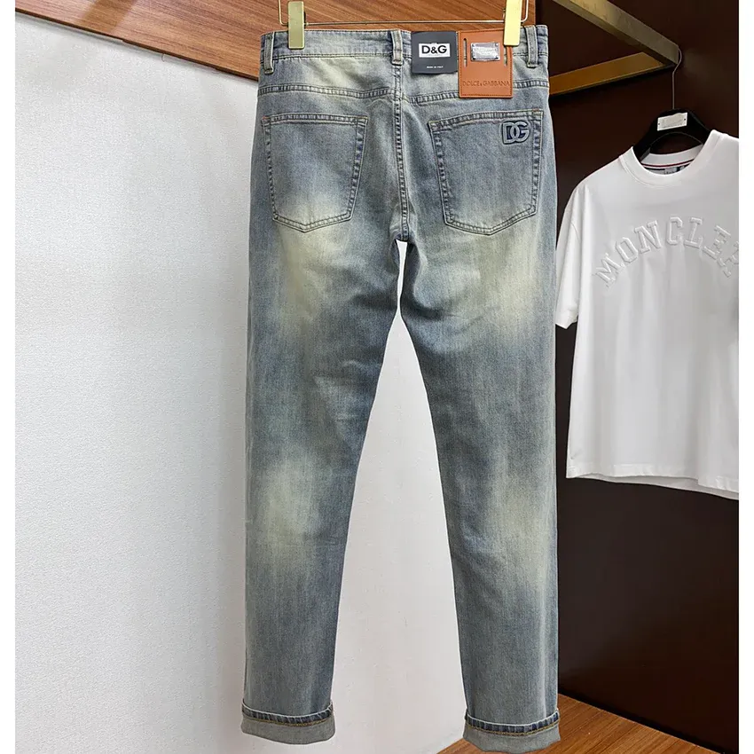 New Fashion Versatile Thin Jeans