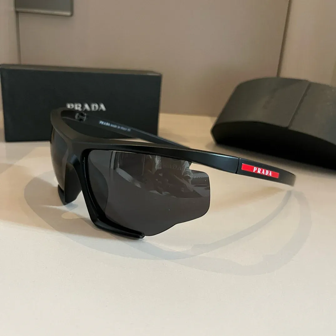 High quality fashion sunscreen sunglasses