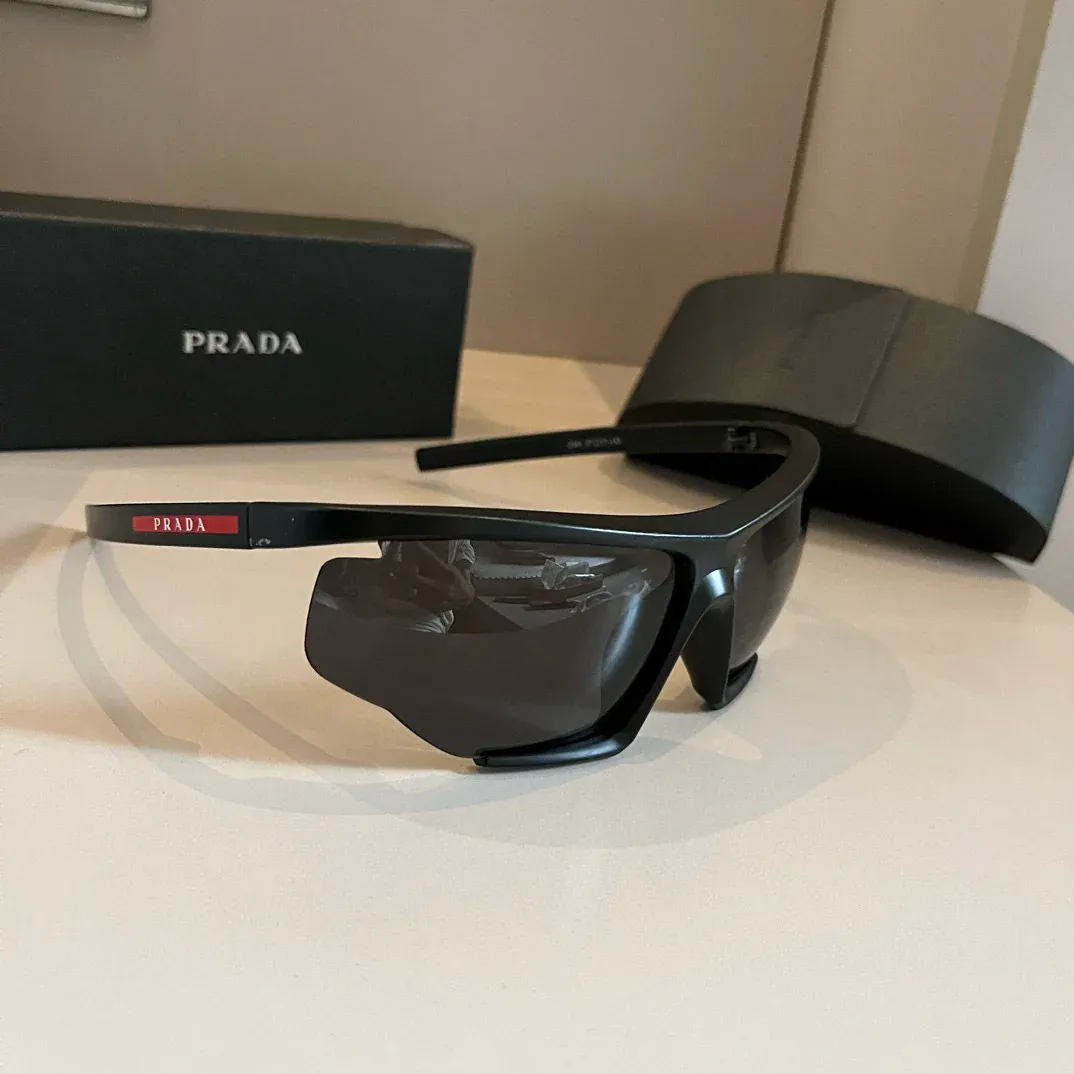 High quality fashion sunscreen sunglasses