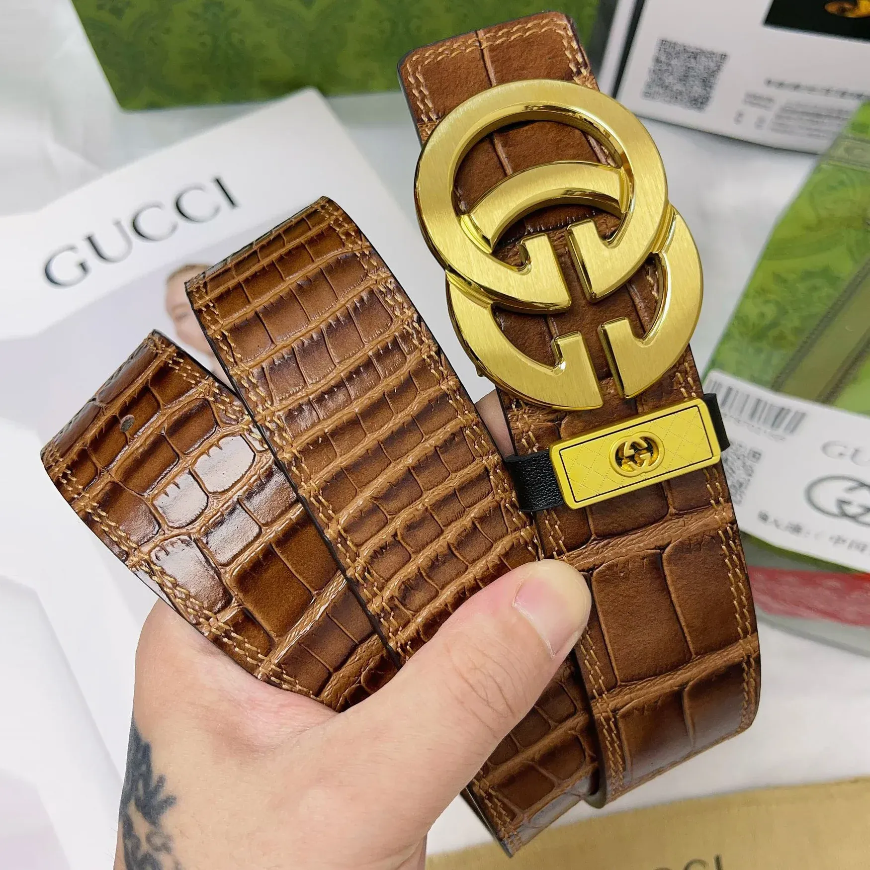 New fashionable and versatile men's belt