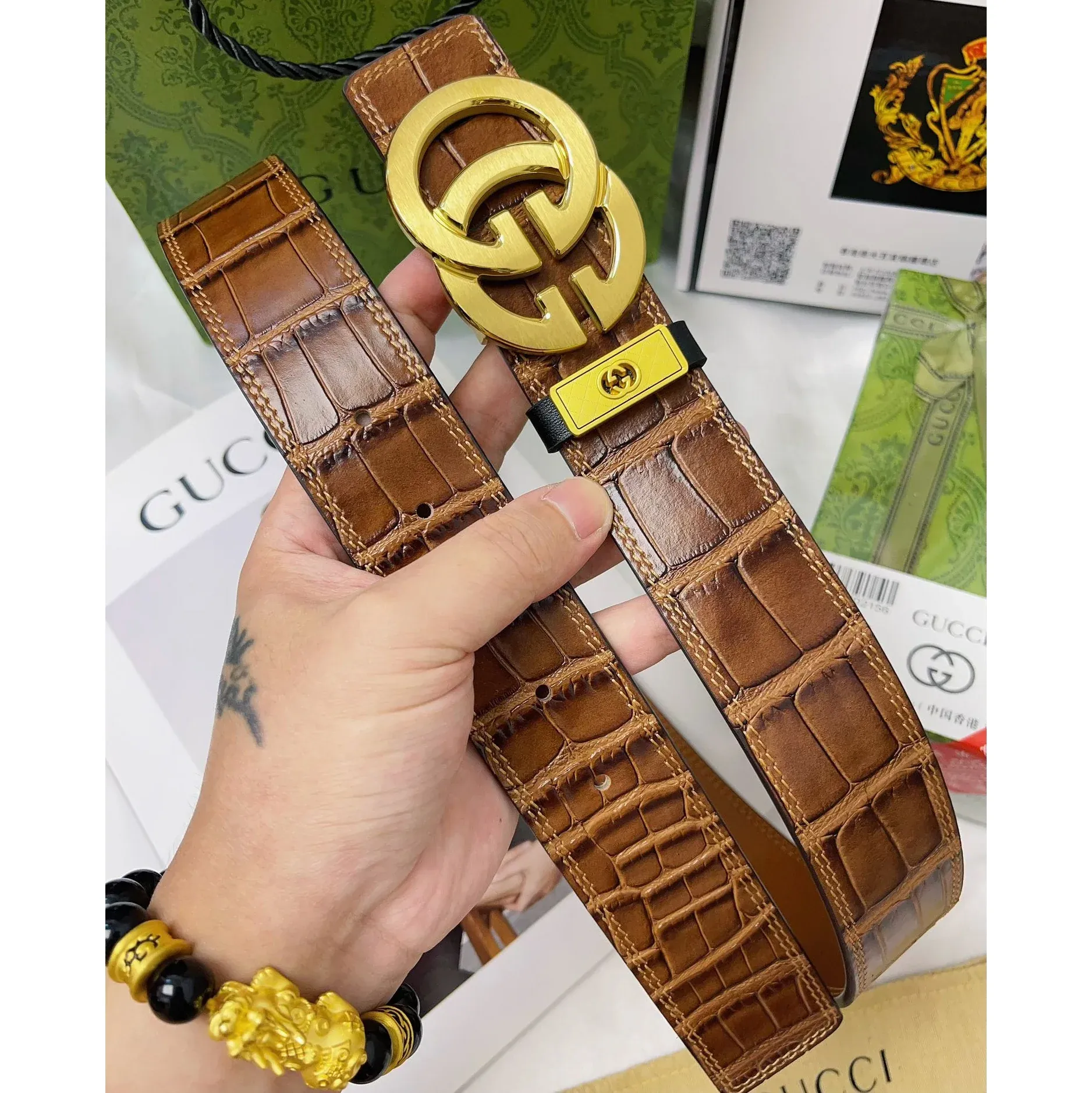New fashionable and versatile men's belt
