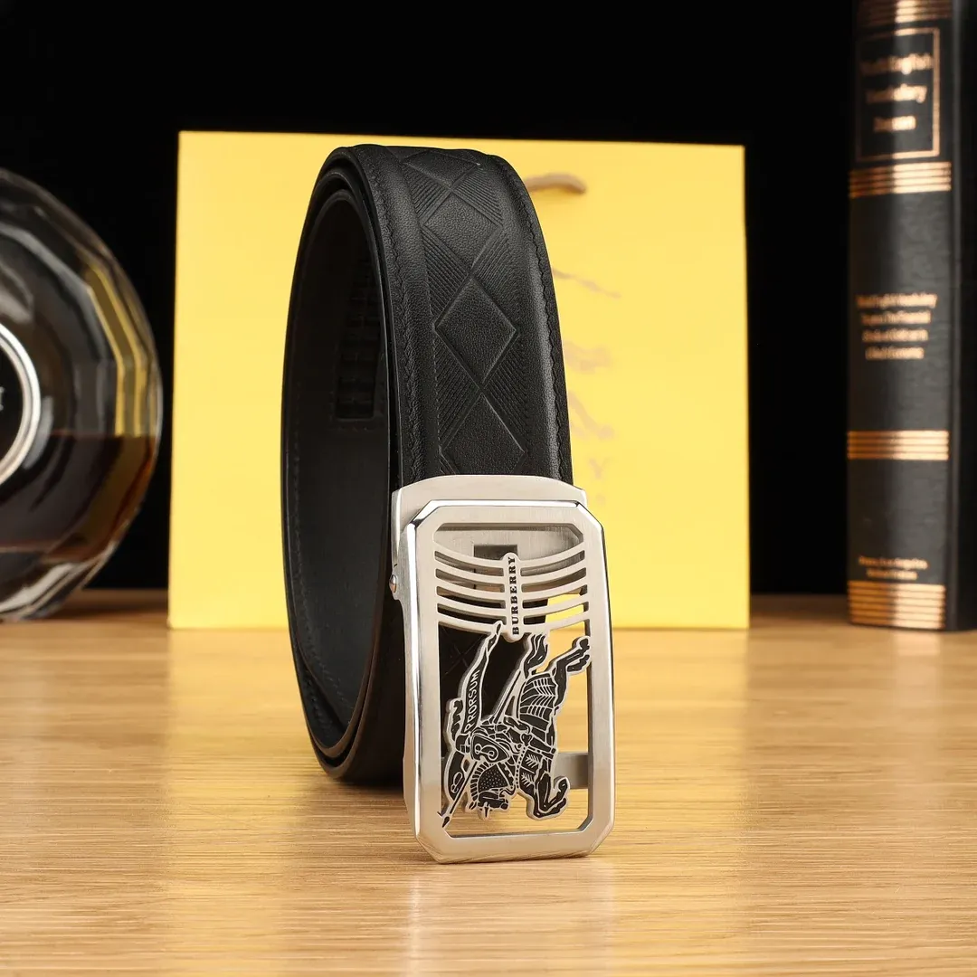 Reversible Italian made belt