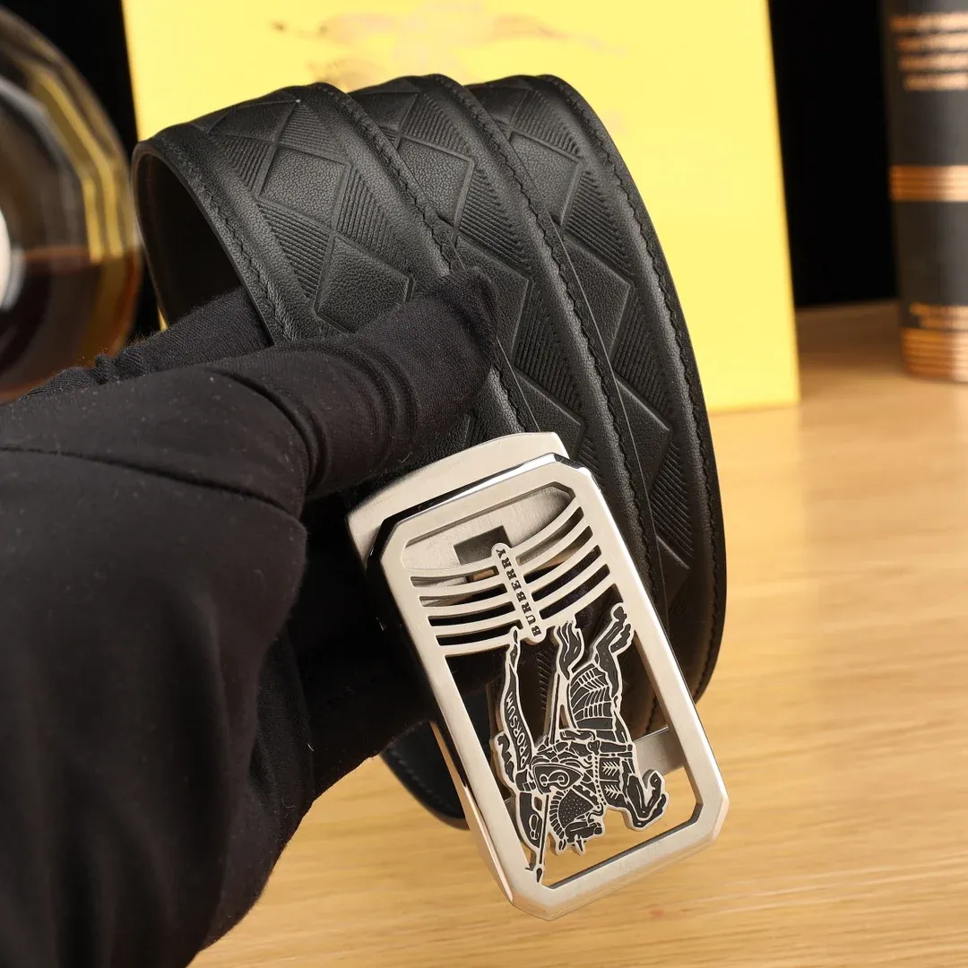 Reversible Italian made belt