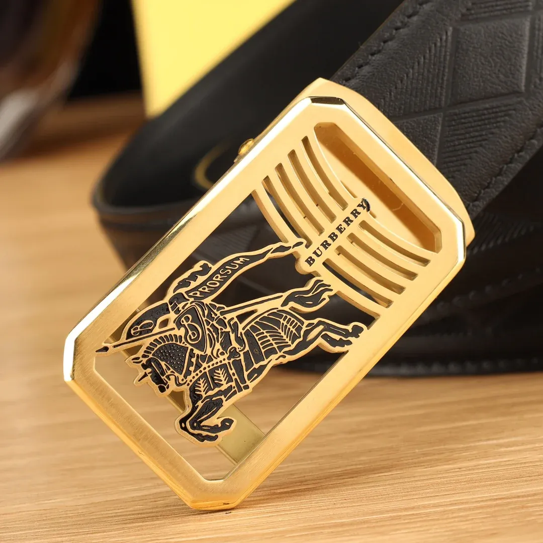 Reversible Italian made belt