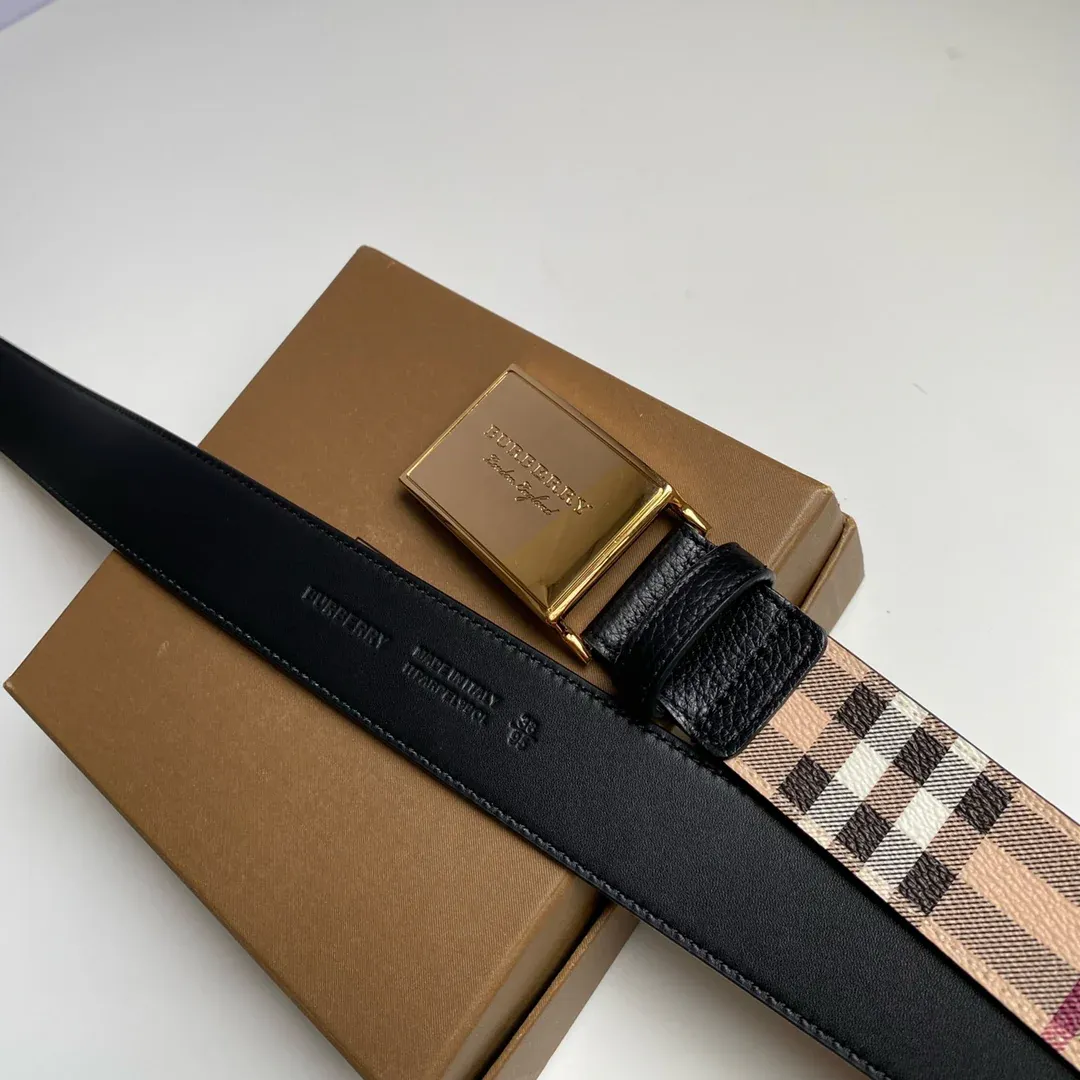 Reversible Italian made belt