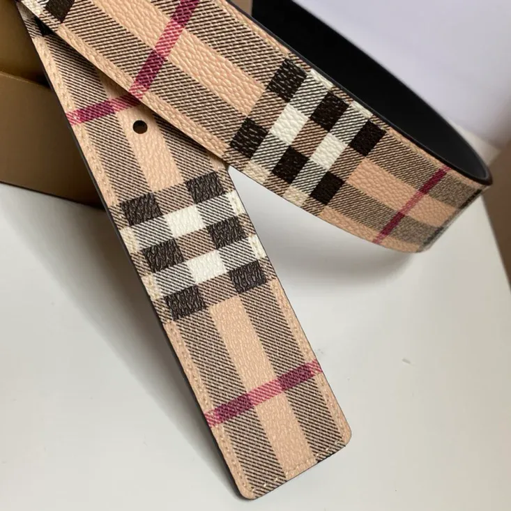 Reversible Italian made belt